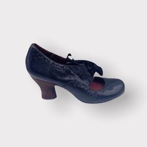 Naya Jada Leather Mary Jane Pump Black Oxford Brogue